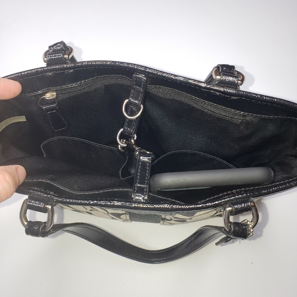 Coach small top handle bag black signature pattern - Picture 7 of 8